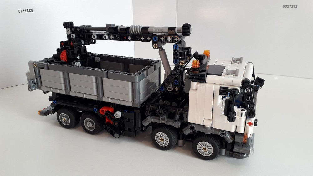 Lego Half Scale Mercedes Benz Arocs