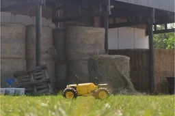 RC tractor