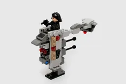 Microfighter Nebulon-B Frigate