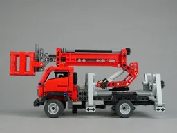 Cherry Picker Truck