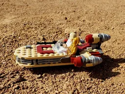 X-34 Landspeeder - Minifig Scale