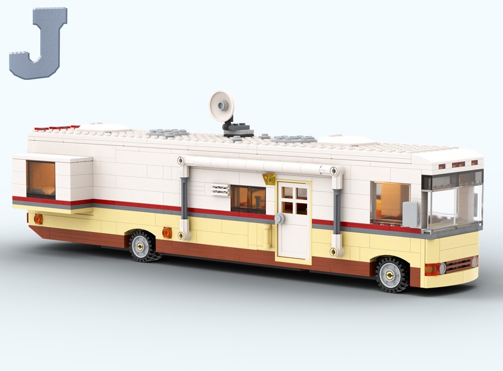Lego Luxurious Class A Motorhome Caravan