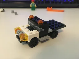 5865 Flatbed Truck