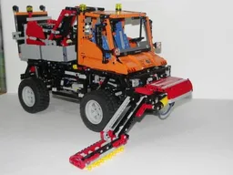 Small Roadside Mower for Unimog 8110