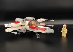 Midi-Scale X Wing (1:70)