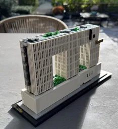 Elephant Building 1:800 Scale