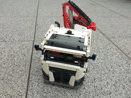 Flatbed truck with crane