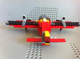 5866 Propeller Plane
