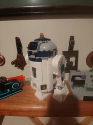 R2-D2 mid-size