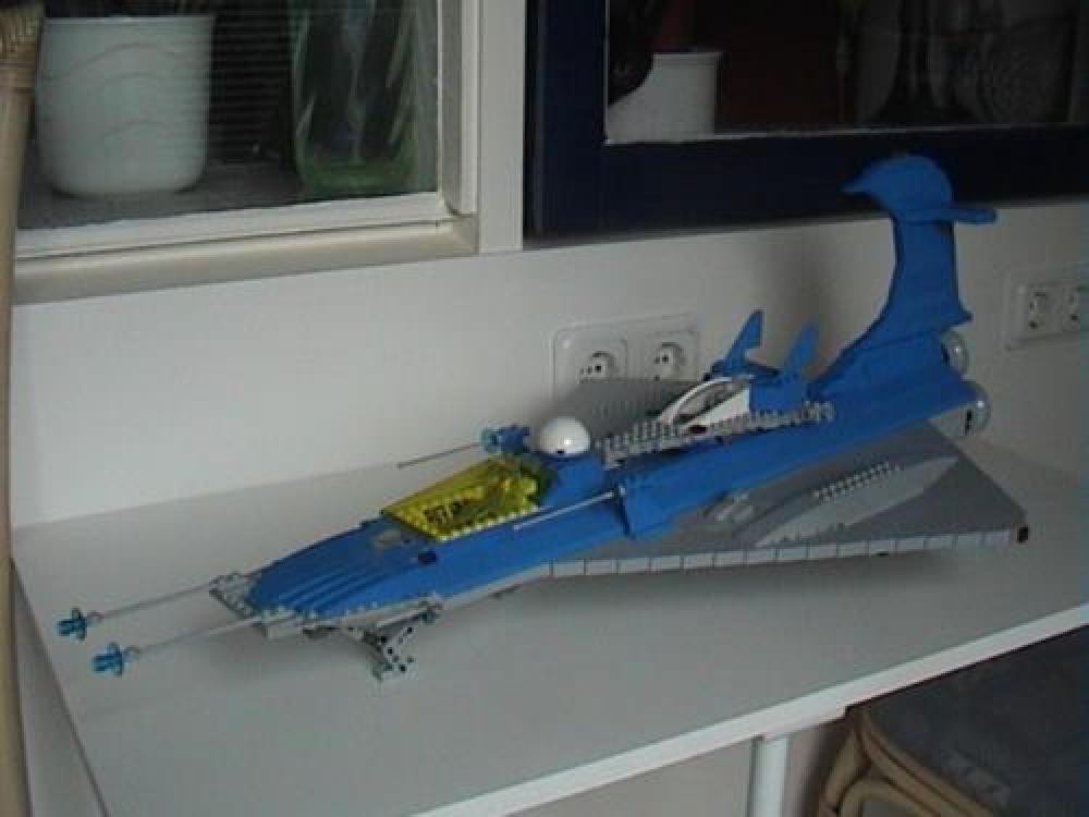 Lego Spaceflash with Drone Fighter