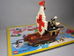 11015 Pirate ship