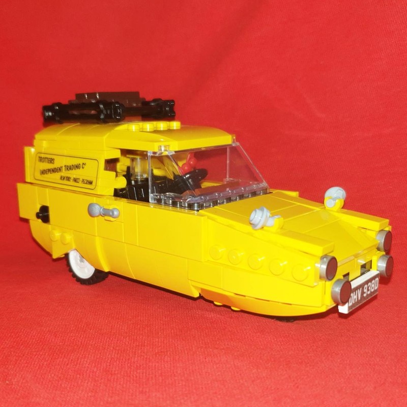 Lego Only Fools & Horses - 1967 Reliant Regal Supervan III