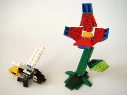 31031: Flower and Bee