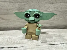 Upscaled Grogu Minifigure