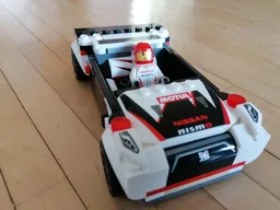 Nissan Cabrio