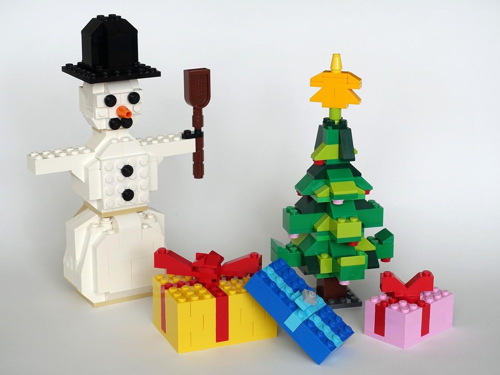 Lego 11016: Snowman and Christmas Tree