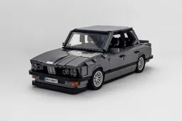 BMW M5 E28 Dark Bluish Gray