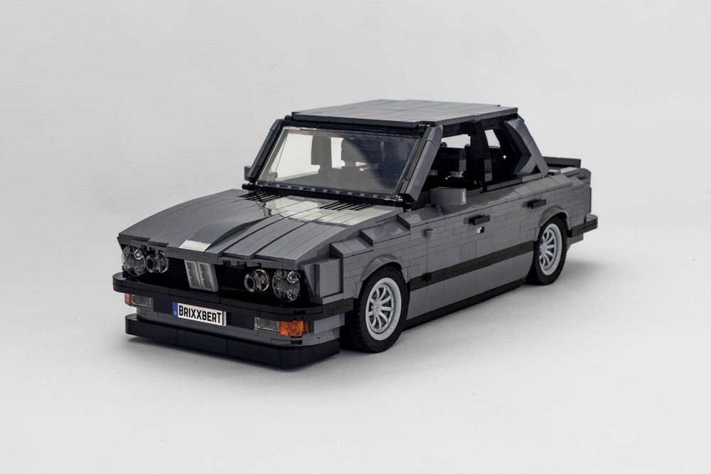Lego BMW M5 E28 Dark Bluish Gray