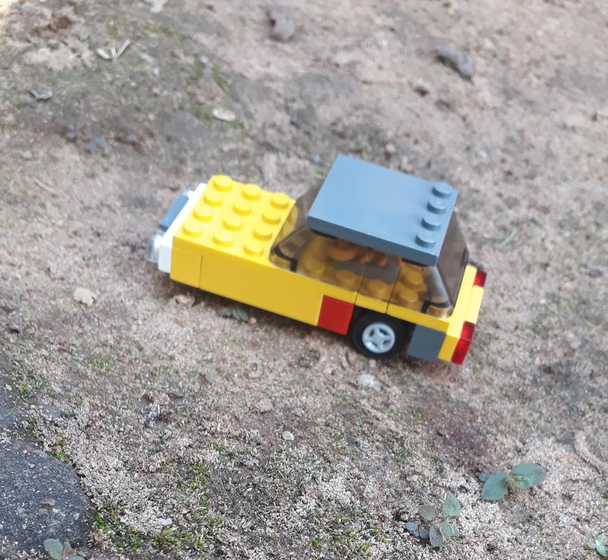 Lego Reliant Robin