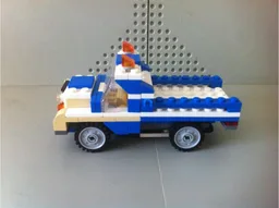 6913 Flatbed Truck