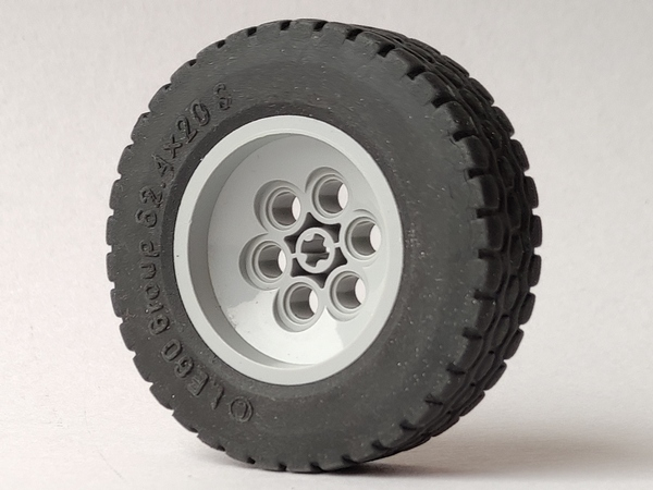 Lego Wheel 43.2mm D. x 18mm - Flush Axle Stem with Black Tire 62.4 x 20 S (86652 / 32019)
