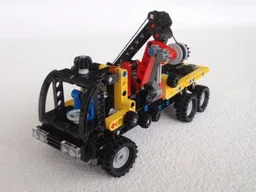 Flatbed tow truck