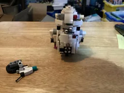 40413 Model B: R2-D2 & D-O