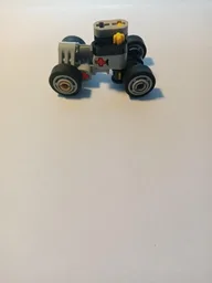 micro car (with pendular axel)