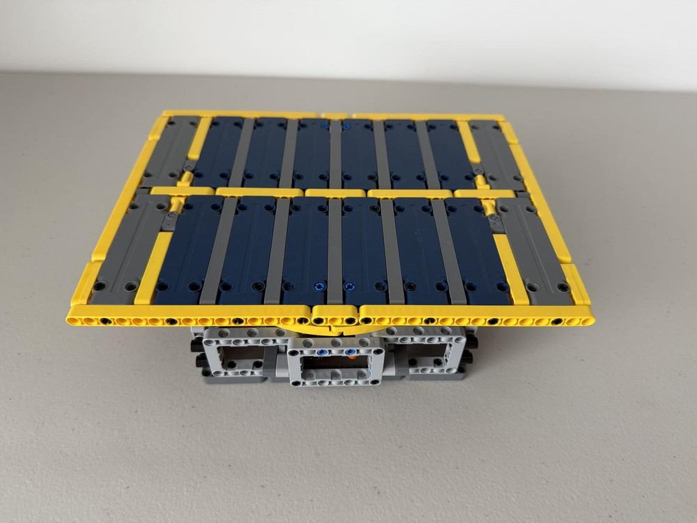 Lego Motorised Display Turntable