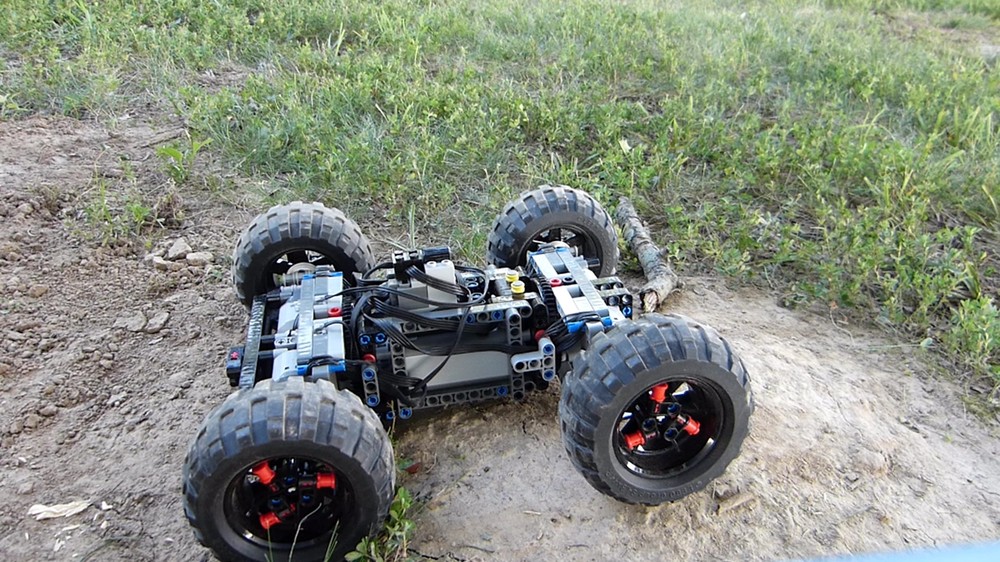 Lego Simple Lego Technic RC car V2