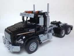 Mack Granite GU813