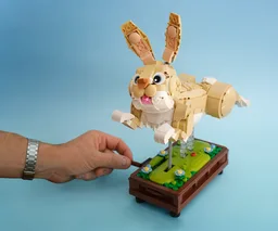 Bouncing Bunny: Turn Crank for Running Movement!