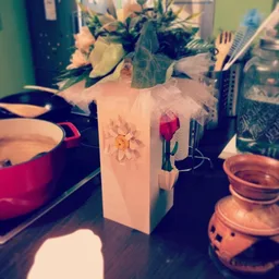 Juc Vase