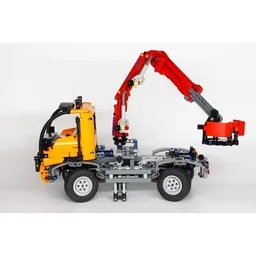 Multicar 4x4 and Crane module