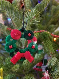 christmas weath ornament