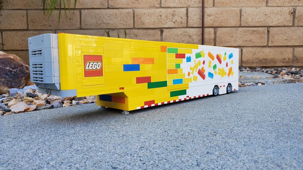 Lego Speed Champions car hauler trailer