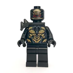 Outrider with Shoulder Armor