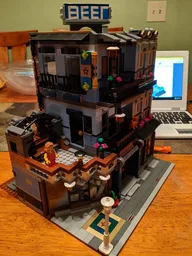 10246 - The Highlander Bar extensions