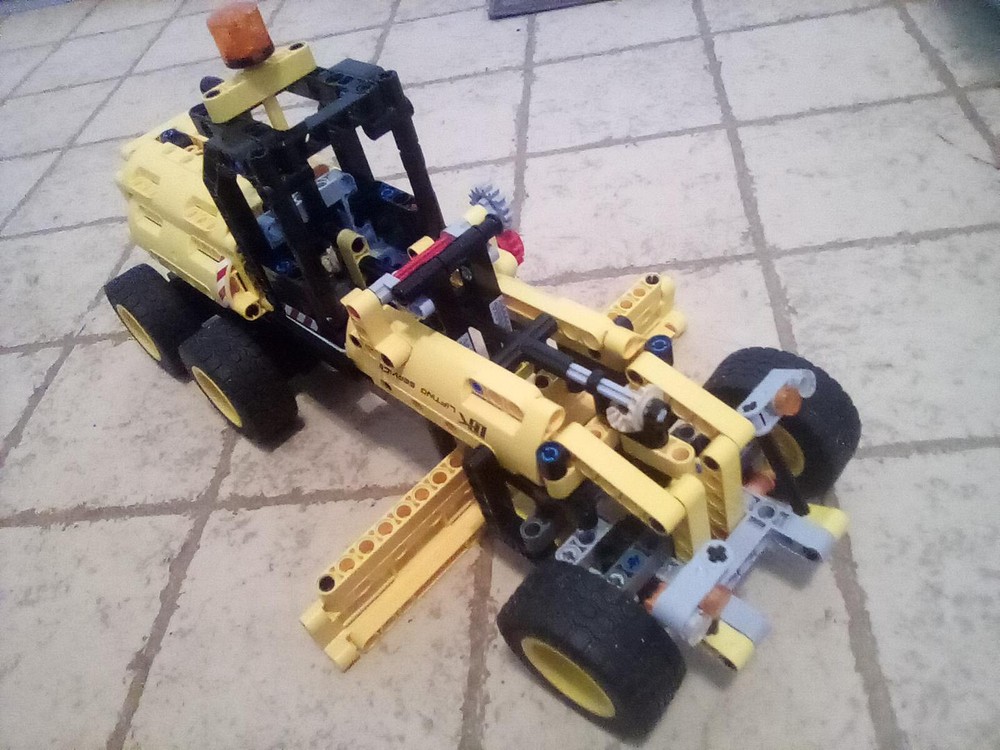 Lego 42108 Road Grader