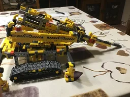 Compact drill unit
