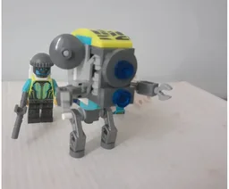 Haxion Brood Bounty Droid
