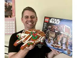 Gingerbread Millennium-Falcon