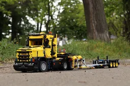 Trailer for transportation of equipment