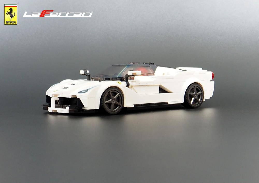 Lego Ferrrari LaFerrrari (White) - Speed Champions 8 Studs wide