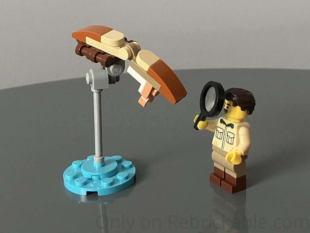 Lego 31150 Aegirocassis benmoulai (minifig scale)