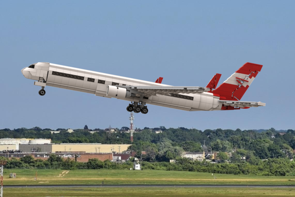 Lego Boeing 767-300ER - Austrian Airlines Livery (1:100)