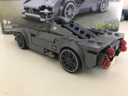 76915 Spyker C8