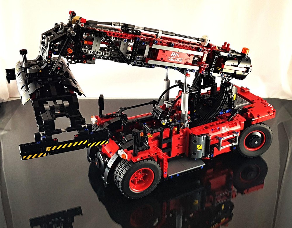 Lego 42082 C model - Reach Stacker
