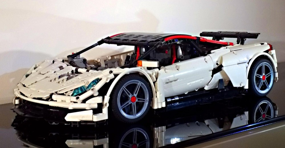 Lego Ultimatum GTR V10