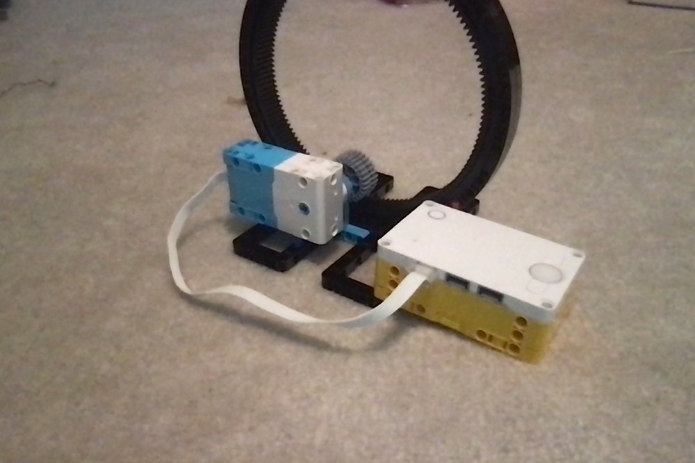 Lego Spinning wheel